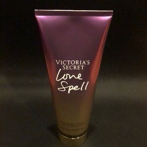Victoria’s Secret Love Spell fragrance lotion 8 fl oz